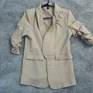 Elegant Tan Women's Blazer